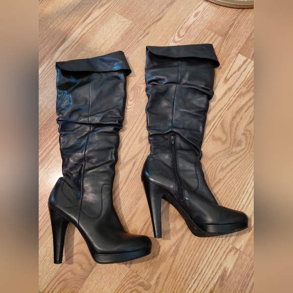 Jessica Simpson Black Heeled Boots - Picture 1 of 6